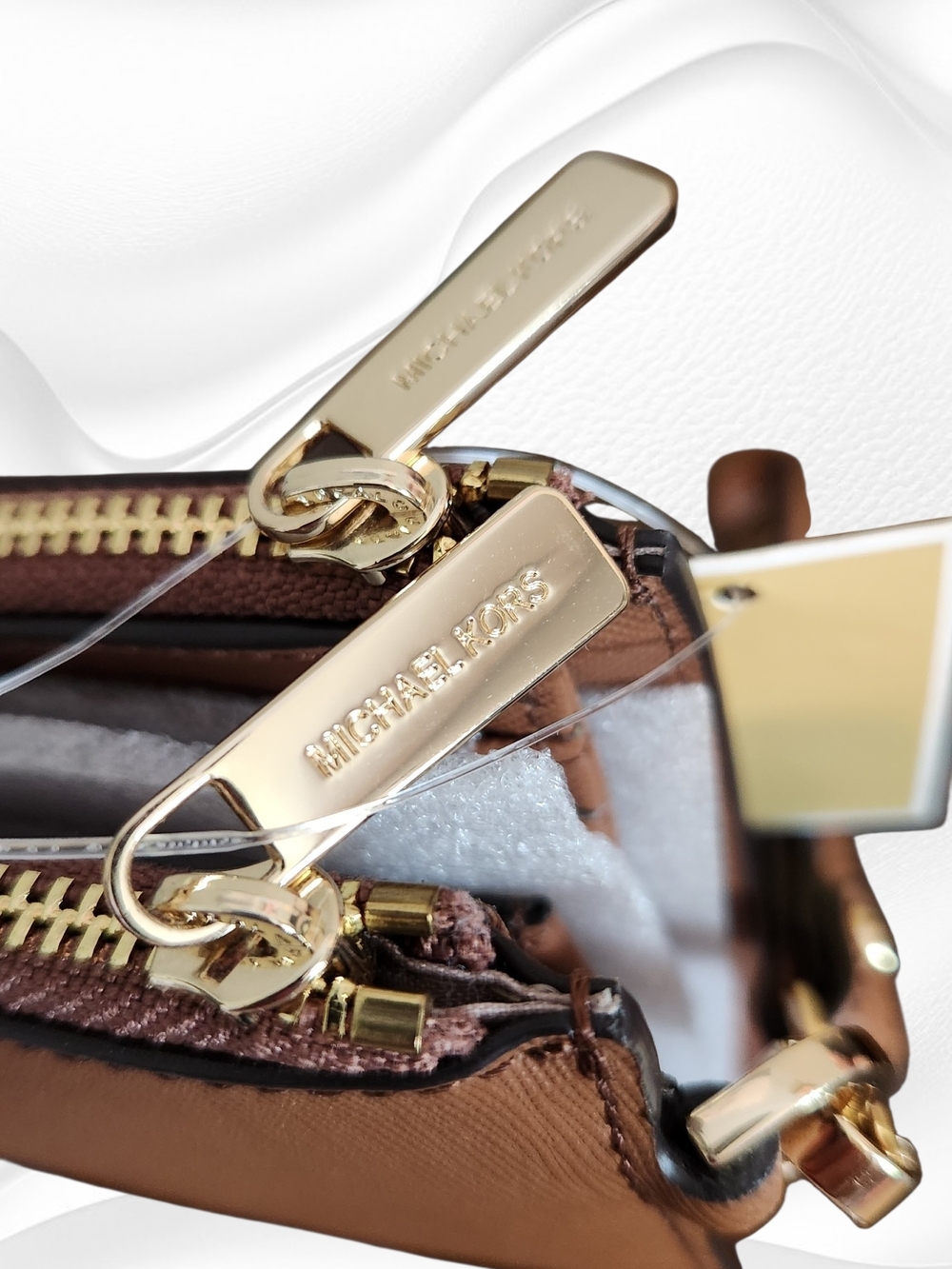 Michael Kors Brown Leather Wristlet Wallet In Color "Luggage". NWT - Picture 7 of 11